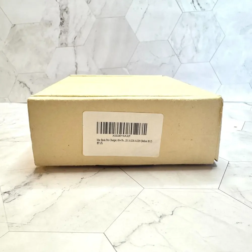 NIB Macbook Pro AC Adapter Pre-21012 Replacement Hello CC HW8079 Euro Adapters